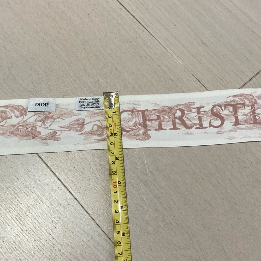 Christian Dior Mitzah Scarf - Picture 5 of 7